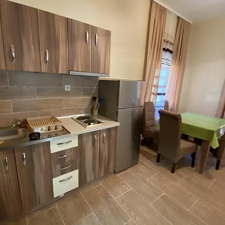 Zlatko Apartment *